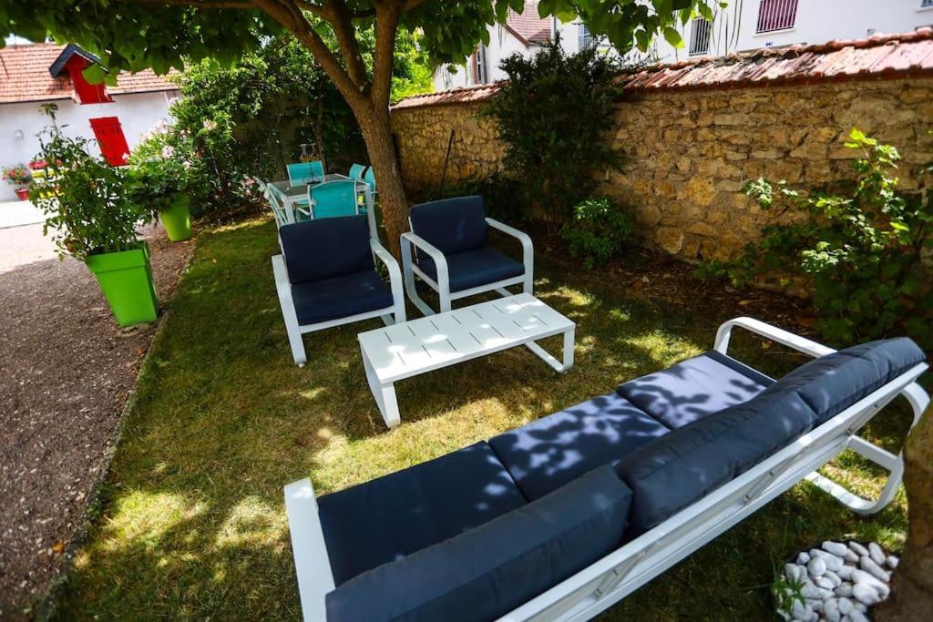 F3 80 M2 Longere Plain Pied Au Centre Auxonne. Villa Exteriör bild