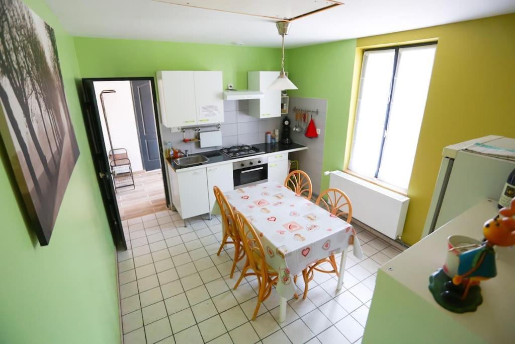 F3 80 M2 Longere Plain Pied Au Centre Auxonne. Villa Exteriör bild